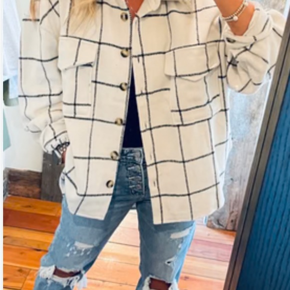 Plaid Button Down Shacket - Picture 5 of 12